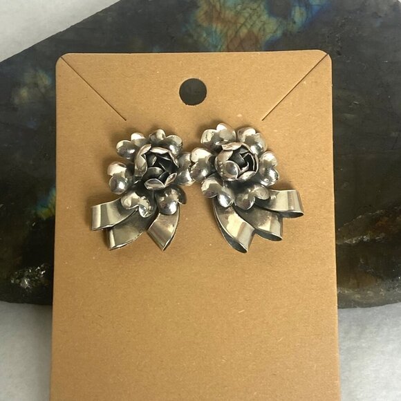VTG Sterling Silver 925 3 Dimensional Rose Flower Ribbon 1" Stud Earrings - Picture 1 of 16